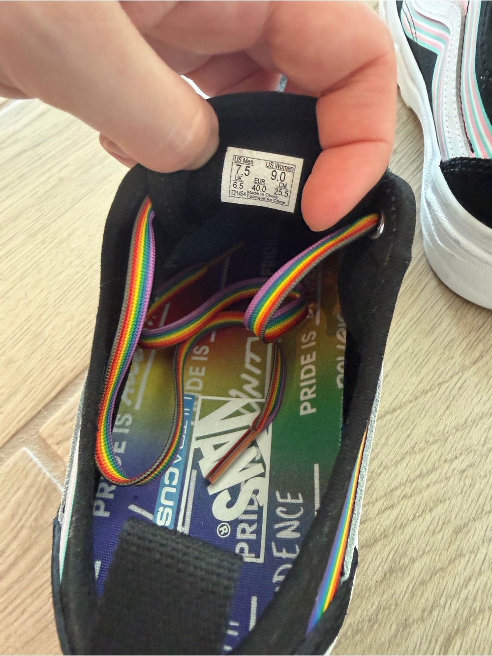 Vans Pride Shoes Sentry Old Skool - Picture 4 of 7